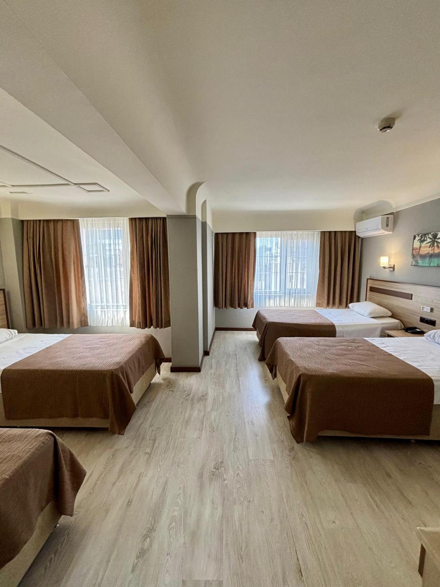 Gold Hotel — Fotoğraflar 3